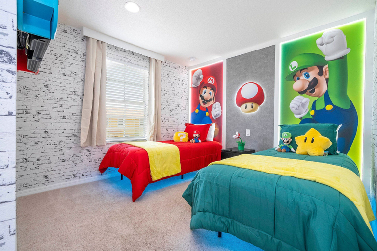 Others 5, 3BR Themed Rooms Near Disney Private hot tub, Osceola