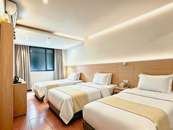 Bedroom 2, Longxiang Hotel, Zhuhai