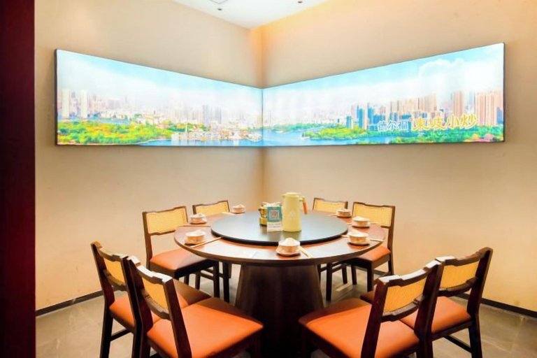 Food & Drinks 3, Yiaihu Hotel, Ezhou
