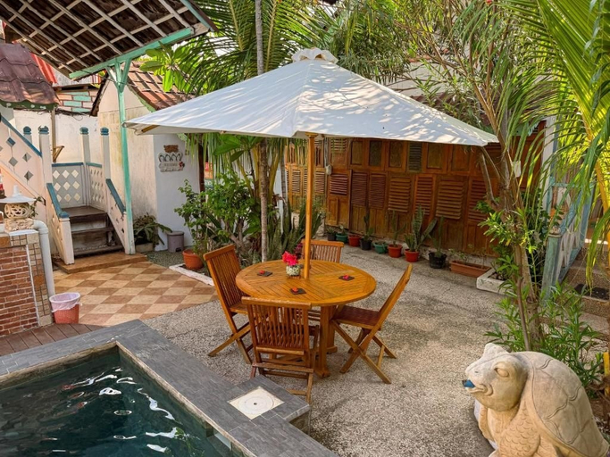 Others 2, Villa Santai, Lombok