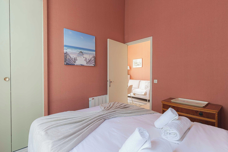 Others 5, Flat in a Traditional Norman Townhouse - Garden, Calvados