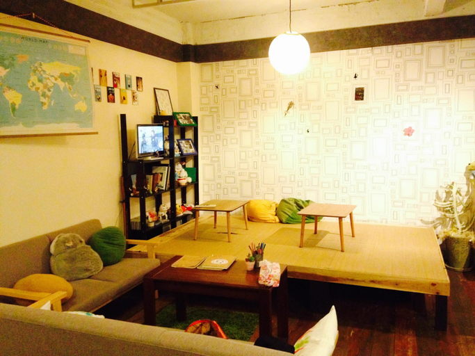 Public Area 2, HOSTEL CHILLAX, Osaka