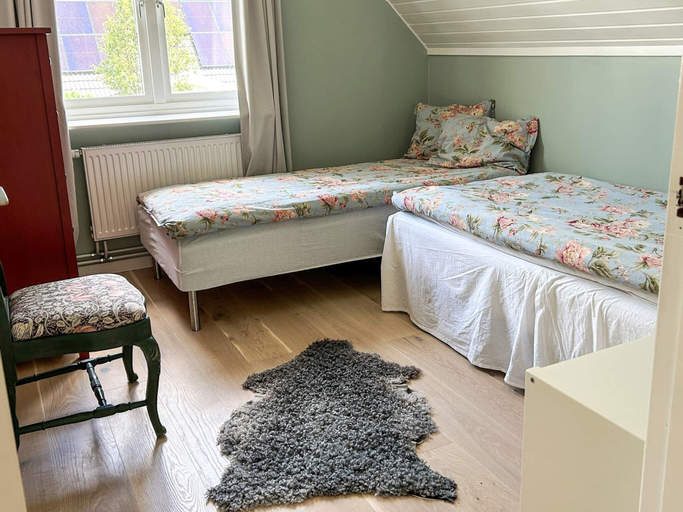 Others 4, 4 Star Holiday Home in Bastad, Laholm