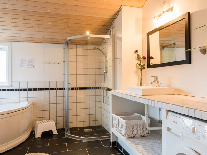 Bathroom 3, 4 Star Holiday Home in Tarm, Ringkøbing-Skjern