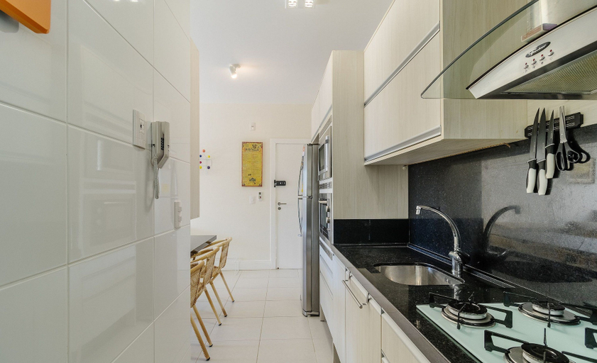 Others 2, Apt w/ Side sea View, Seaside Condominium Rap0306, Florianopolis