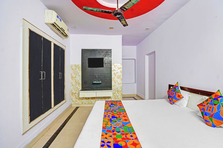 Others 5, FabHotel Home Town, Kanpur Nagar