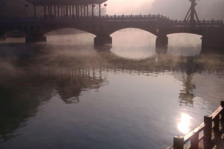 Others 5, A Good Year, Xiangxi Tujia and Miao