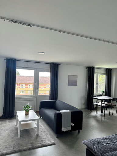 Others 5, Allmogeplatsen - Stay Smart, Västerås