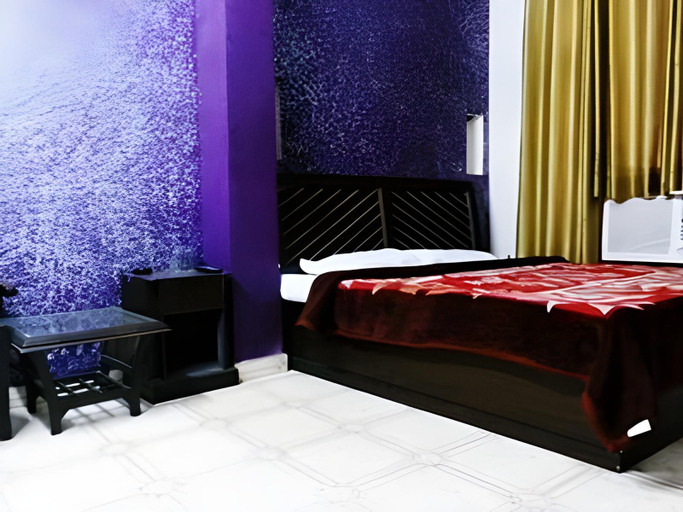 Bedroom 2, Hotel Silver Bell, Chandigarh