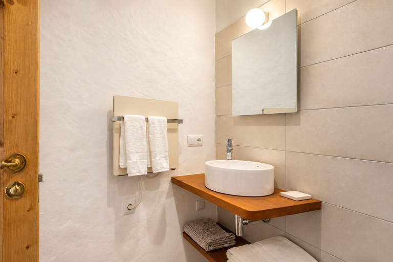 Bathroom 4, Solleric Petit Hotel, Baleares