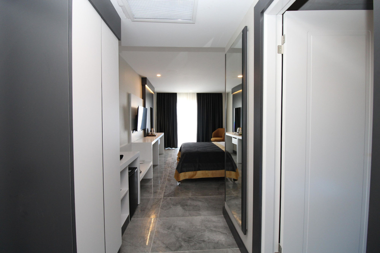Bedroom 3, Laroxx Hotel Lara, Antalya