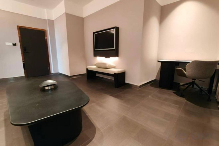 Others 5, Jin Ting Hotel, Nanning