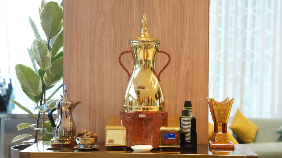 Food & Drinks 5, Zowar Alalami Hotel, Al Madinah Al Munawwarah