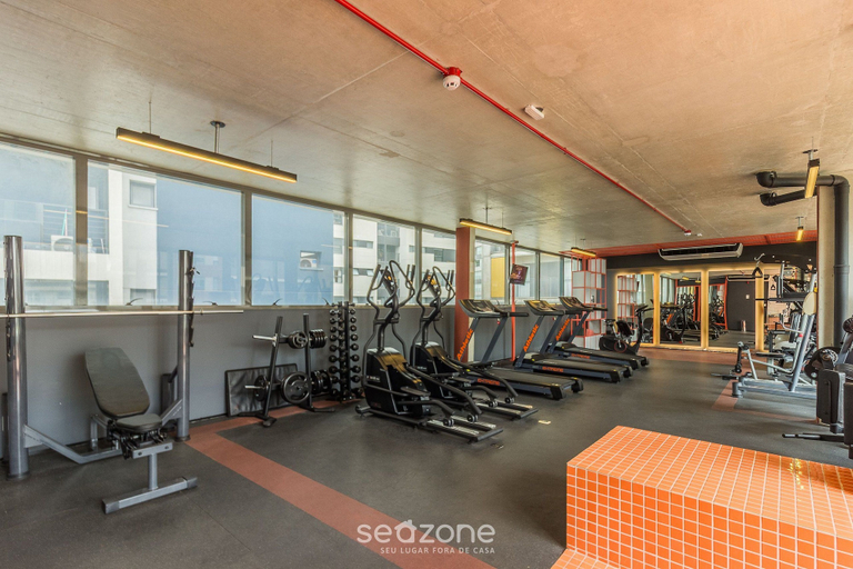 Others 2, Modern Accommodations in a Building With a Pool in the Heart of SP - Yhes, São Paulo