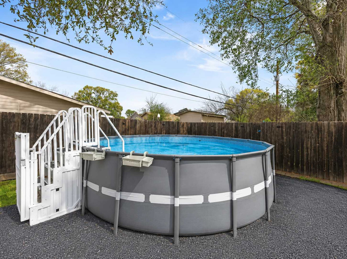 Others 5, 2BR With Movie Room I Pool I Easy Access to NRG, Houston