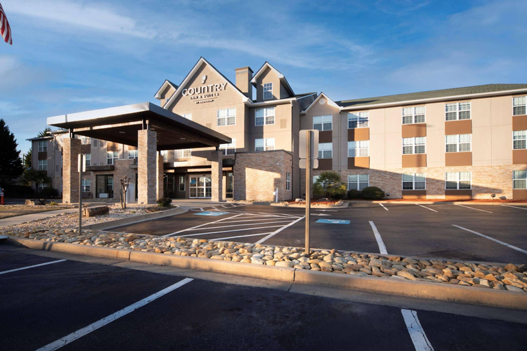 Exterior & Views 2, Country Inn & Suites by Radisson, Stone Mountain, GA, Gwinnett