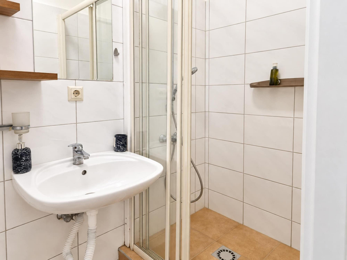 Others 5, Vienna Escape 1BR Near Wiener Stadthalle, Wien