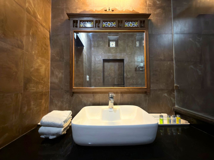 Bathroom 4, Diggi Palace Jaipur - A City Center Hidden Heritage Gem, Jaipur