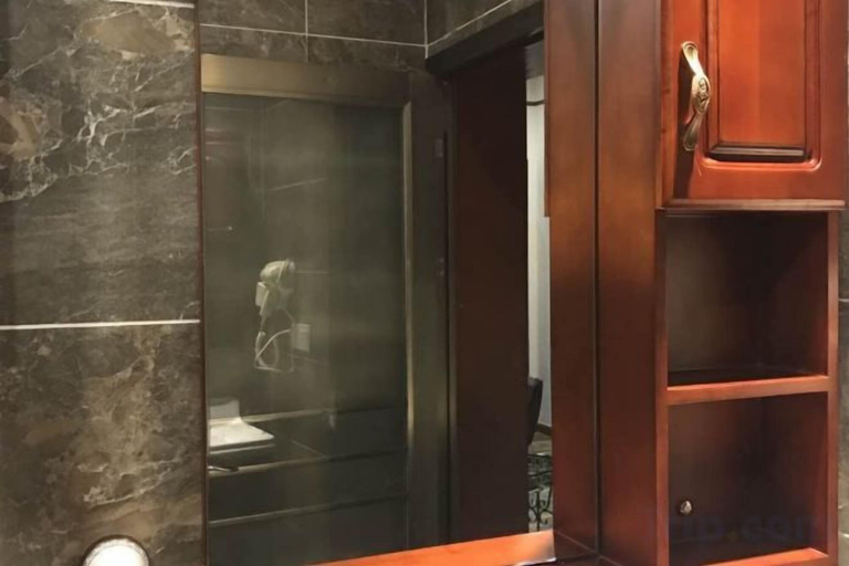 Bathroom 4, Nanyi Hotel, Zunyi