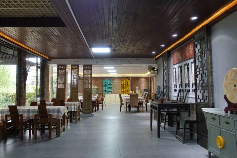 Food & Drinks 5, Yangshuo Xingping Our Inn-Near 20 Yuan Background, Guilin