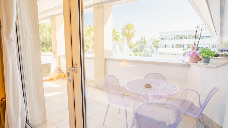 Others 5, 116 Relais du Lac Village - Italian Homing, Brescia