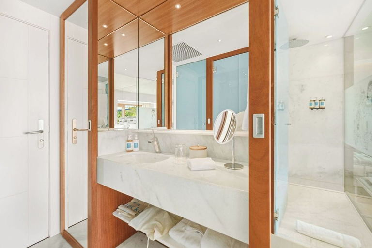 Bathroom 5, Gecko Hotel & Beach Club, Baleares