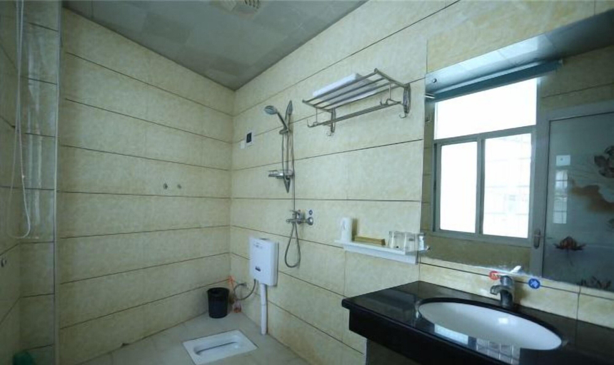 Bathroom 4, Yimi Yangguang Hostel, Zhangjiajie