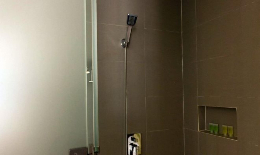 Bathroom 4, Guangzhou No.6 Inn (Panyu District Ha Street Branch), Guangzhou