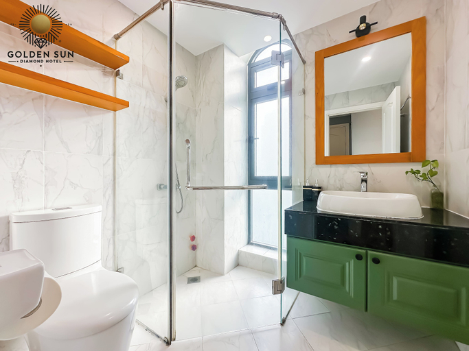 Bathroom 5, Golden Sun Hotel Apartments, Ho Chi Minh City