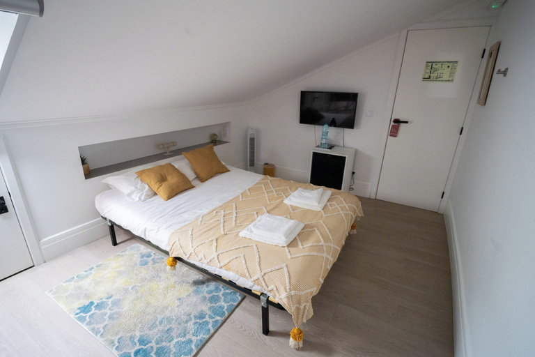 Others 2, Aurora Hostel - Suítes e Dormitórios, Angra do Heroísmo