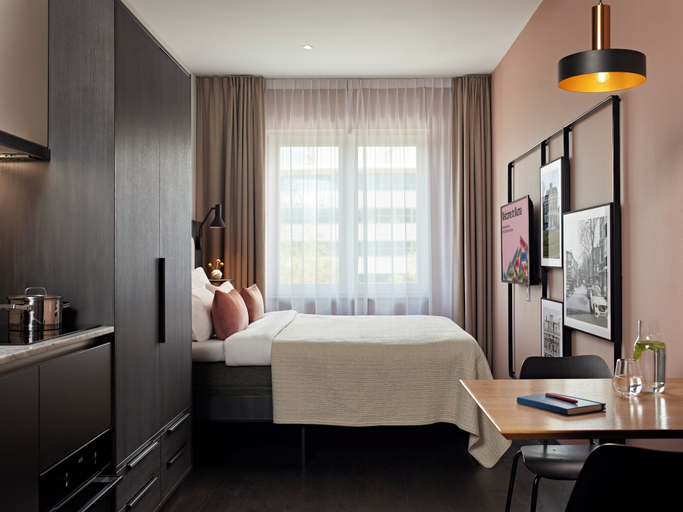 Bedroom 4, YAYS The Hague Willemspark by Numa, The Hague