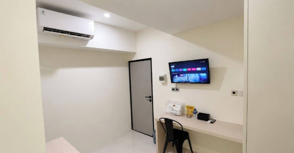 Others 4, Djuragan Kamar Amalfi Lingga, Semarang