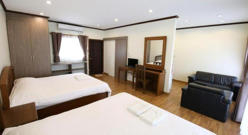 Bedroom 2, Greenfield Valley Fishing Resort, Hua Hin