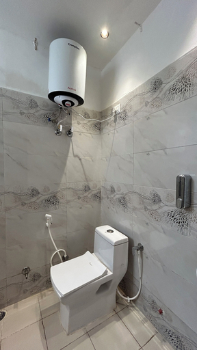 Bathroom 5, Elegance Resorts,Vrindavan with Swimming pool, Mathura