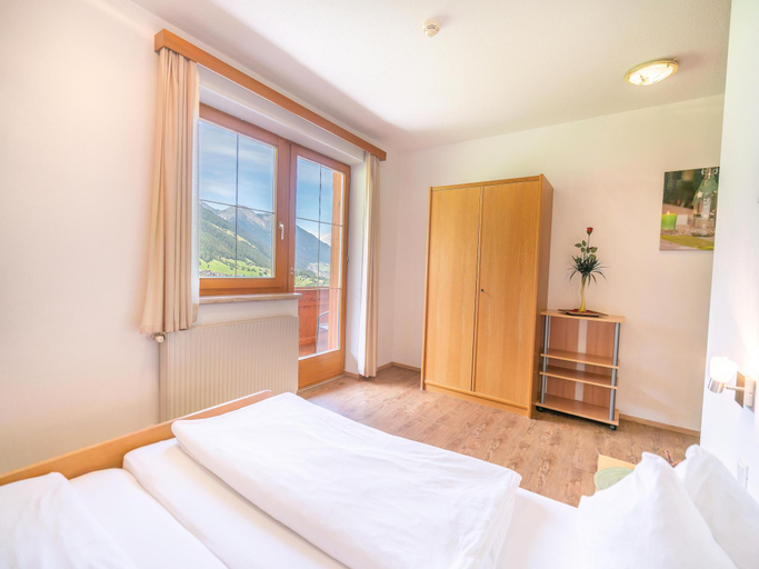 Bedroom 2, Apartment Neustift near Stubai Ski Lift, Innsbruck Land
