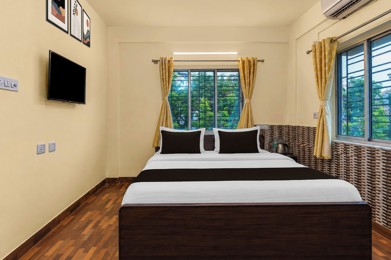 Others 4, Hotel O Biswa Bangla Gate, North 24 Parganas