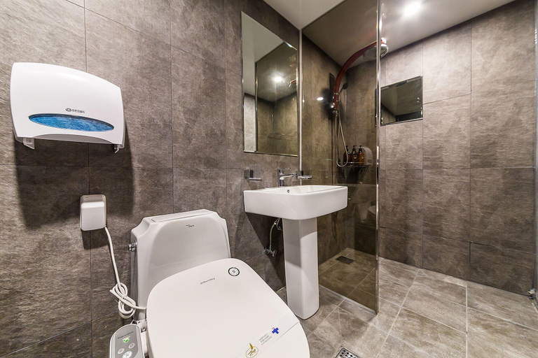 Bathroom 5, Chuncheon Carib, Chuncheon