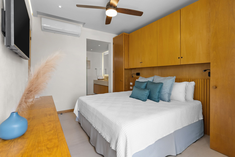 Others 3, New Home 3BR Condo Near the Ocean With Pool, Gym, AC, and Full Kitchen, Compostela