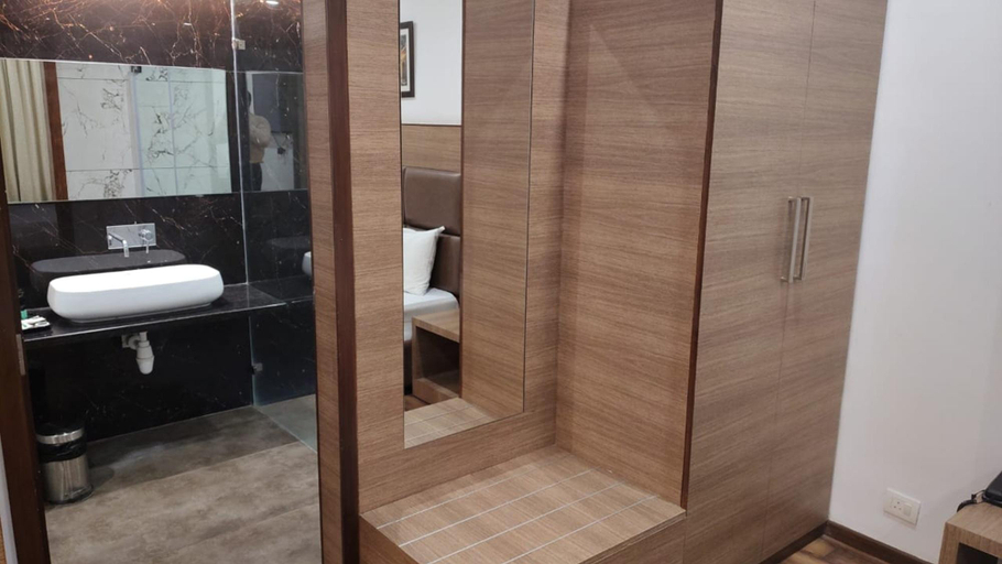Bathroom 4, Orion Tree Hotel Sullurupeta, Nellore
