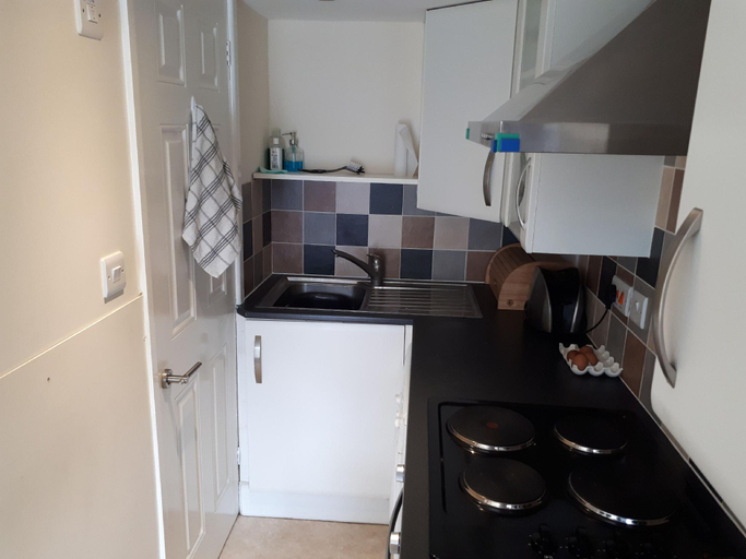 Others 4, 1-bed Apartment in Lewes Located Near Town Centre!, East Sussex