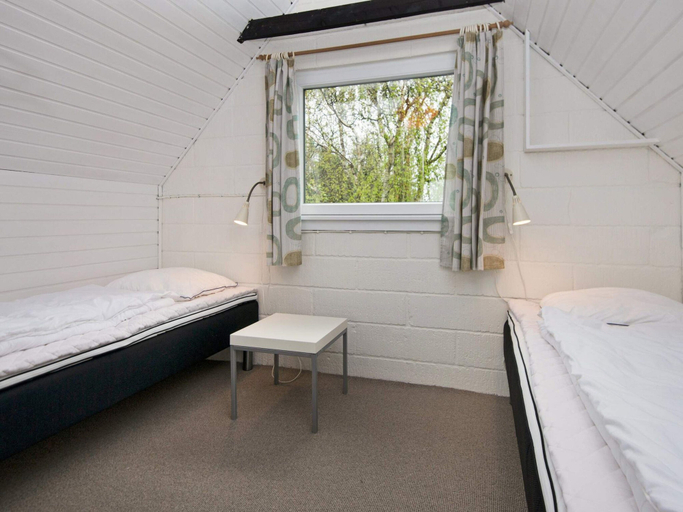 Bedroom 2, Cozy Holiday Home in Hemmet near Sea, Ringkøbing-Skjern