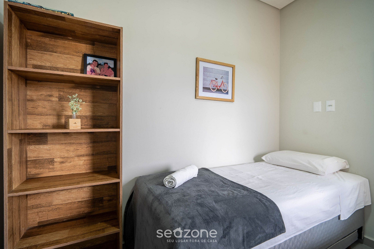 Others 3, Apto moderno c/varanda em Campeche CRN101, Florianopolis