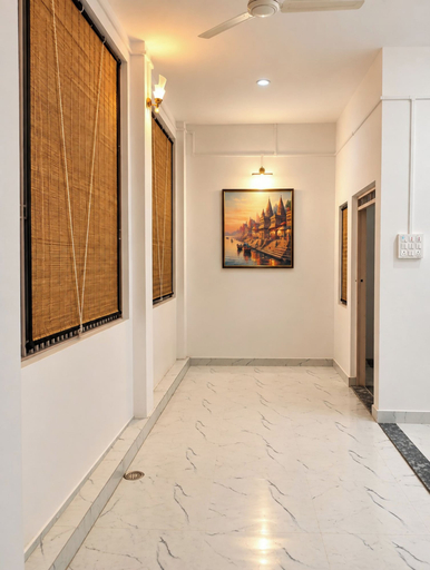 Others 2, Shri Harialya, Varanasi