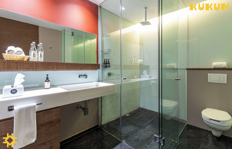 Bathroom 5, Magenta by Kukun, Mexico City