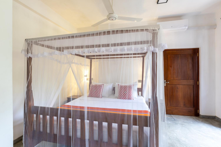 Bedroom 4, Hanthana House, K.F.G. & G. Korale