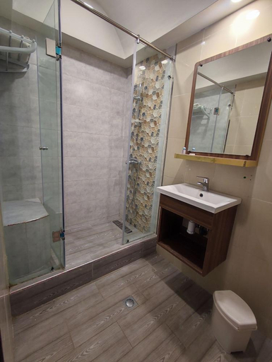 Bathroom, Hotel Maamoura, Casablanca