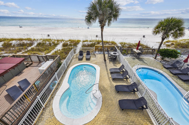 Others 3, 8013 B Surf Drive - Just Beachy, Bay