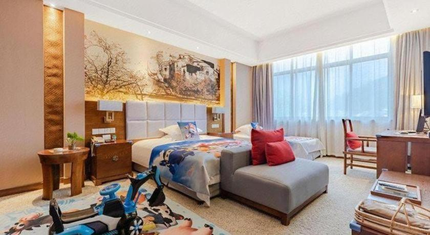 Bedroom 2, Wuxi Shanse Hotel, Chizhou