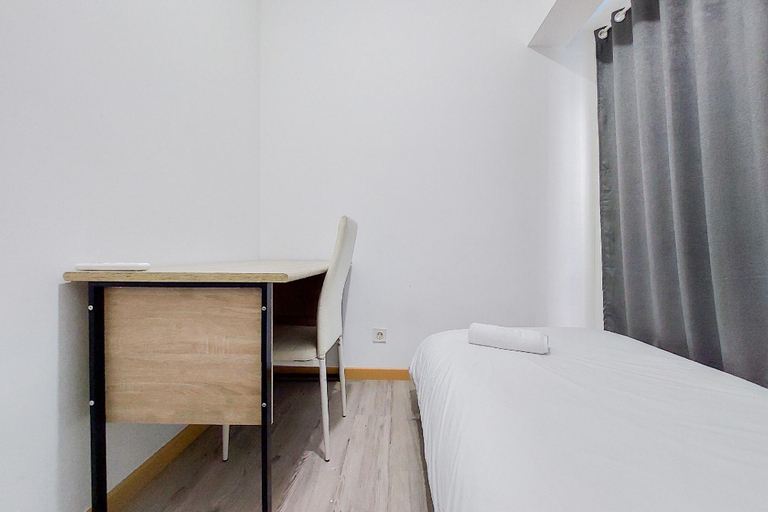 Bedroom 2, Nice 2Br Apartment At M-Town Residence, Tangerang