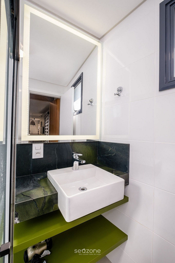 Others 5, Beautiful and Modern Studio for Couples Stu309, Florianopolis